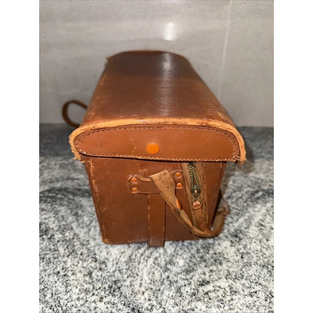 Vintage OMNICA 100 Deluxe West‎ German Leather Camera Bag